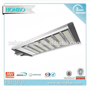 110-277V UL et DLC approuvés Rree Cheap Rohs power plus récent design led street light avec Meanwell driver